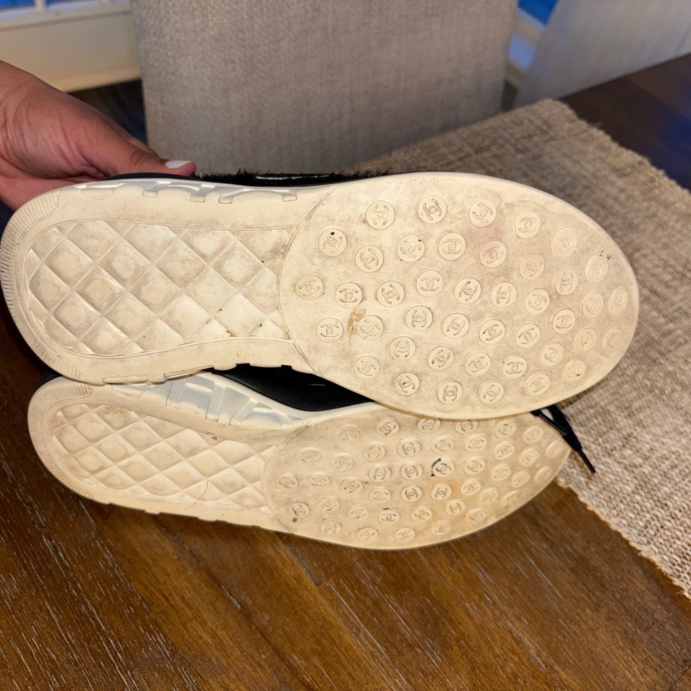 Chanel Black Tweed & Suede CC LaceUp Fuzzy Sneakers - Picture 7 of 11